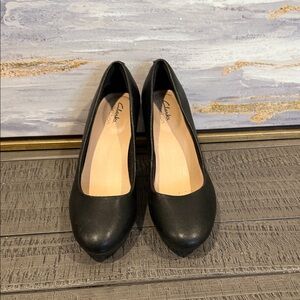 Cute and classy black heels from Clark’s Collection!